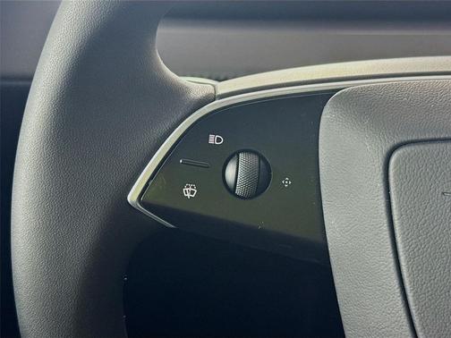 2026 Tesla Model Y Premium Rear-Wheel Drive