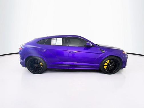 Grigio Nimbus Metallic 2020 Lamborghini Urus AWD