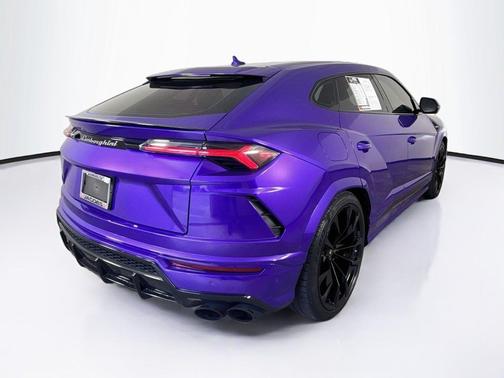 Grigio Nimbus Metallic 2020 Lamborghini Urus AWD