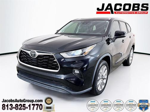 Midnight Black Metallic 2021 Toyota Highlander Platinum