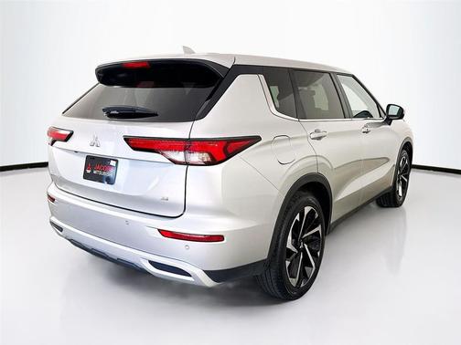 2024 Mitsubishi Outlander SE 2.5 2WD