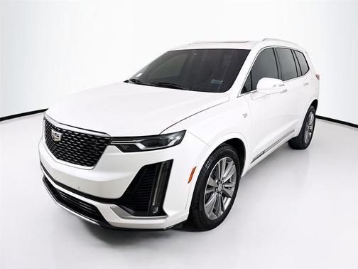 2022 Cadillac XT6 Premium Luxury FWD