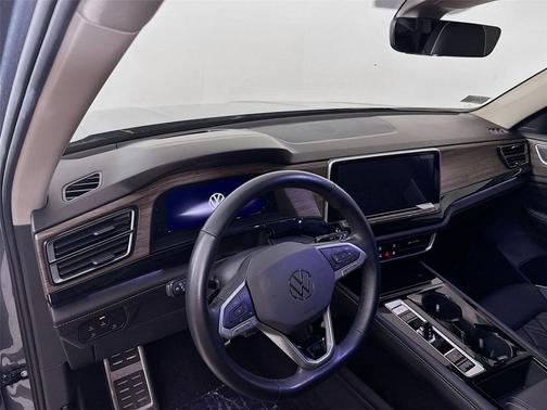 2024 Volkswagen Atlas 2.0T SEL Premium R-Line 4MOTION