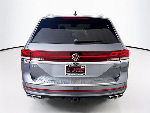 2024 Volkswagen Atlas 2.0T SEL Premium R-Line 4MOTION