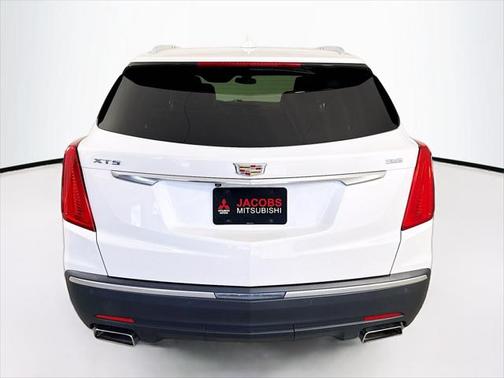 2018 Cadillac XT5 Base