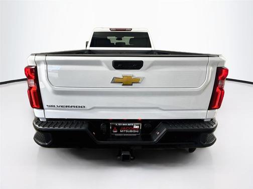Summit White 2026 Chevrolet Silverado 3500 Crew Cab, Long Bed, WT Dual Rear Wheel, RWD