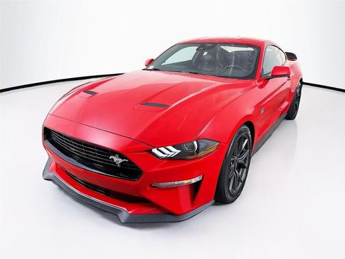 2022 Ford Mustang EcoBoost Premium