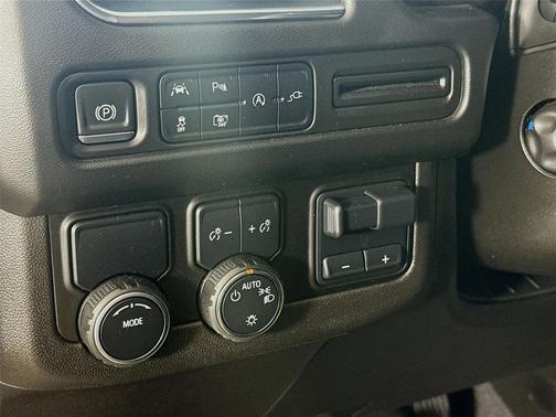Summit White 2022 Chevrolet Tahoe LT