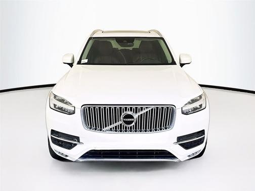 2019 Volvo XC90 T6 Inscription