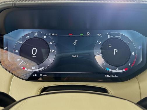 Hakuba Silver Metallic 2023 Land Rover Range Rover Autobiography