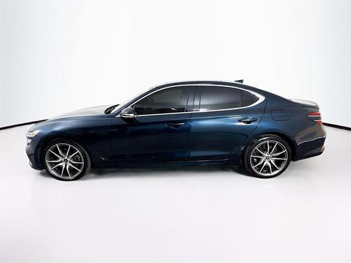 2022 Genesis G70 2.0T AWD