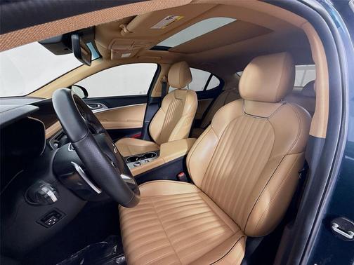 2022 Genesis G70 2.0T AWD