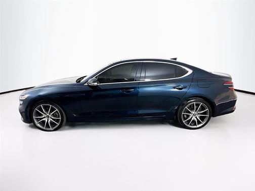 2022 Genesis G70 2.0T AWD