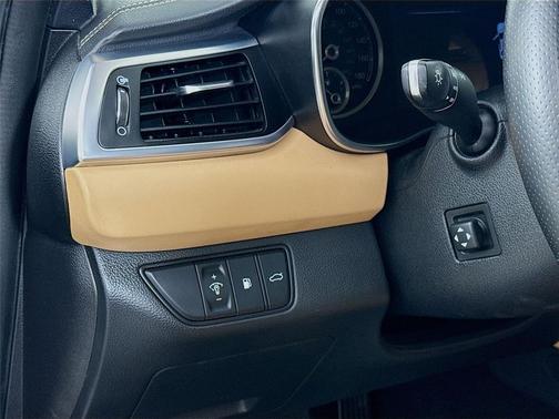 2022 Genesis G70 2.0T AWD