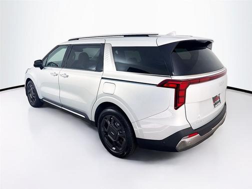 2025 Kia Carnival Hybrid SX
