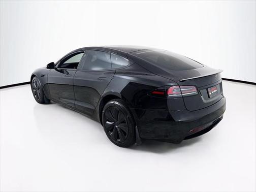 2022 Tesla Model S Plaid