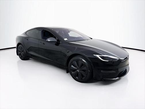 2022 Tesla Model S Plaid