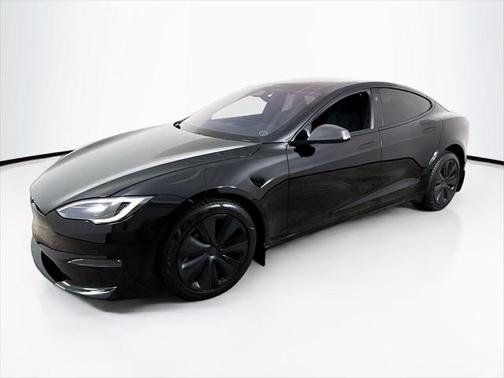 2022 Tesla Model S Plaid