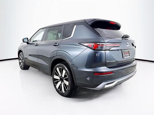 2025 Mitsubishi Outlander SE 2.5 2WD