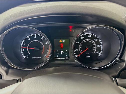 Alloy Silver Metallic 2026 Mitsubishi Outlander Sport 2.0 S