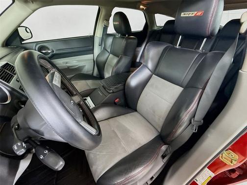 Inferno Red Crystal Pearlcoat 2006 Dodge Magnum SRT8