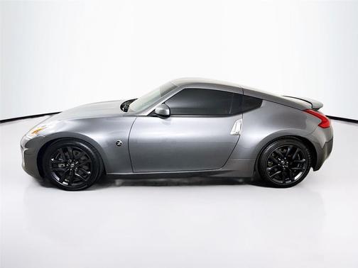 2015 Nissan 370Z Base