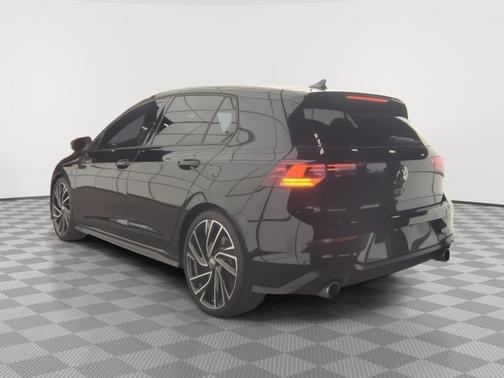 Deep Black Pearl 2024 Volkswagen Golf GTI 2.0T S DSG
