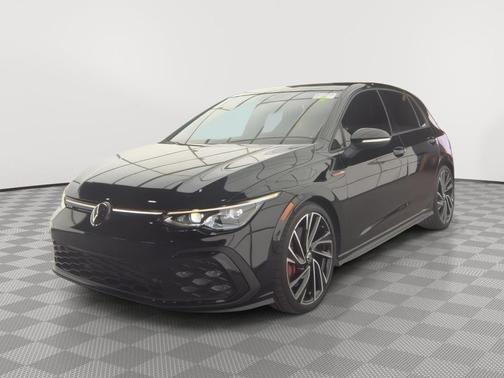 Deep Black Pearl 2024 Volkswagen Golf GTI 2.0T S DSG