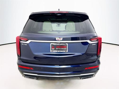 2021 Cadillac XT6 Premium Luxury FWD