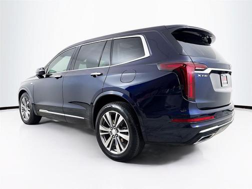 2021 Cadillac XT6 Premium Luxury FWD
