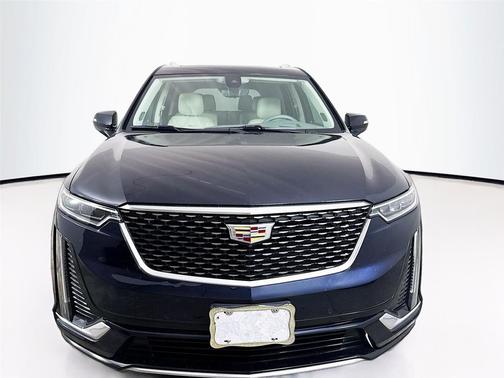 2021 Cadillac XT6 Premium Luxury FWD