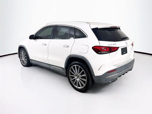2021 Mercedes-Benz GLA 250 Base 4MATIC