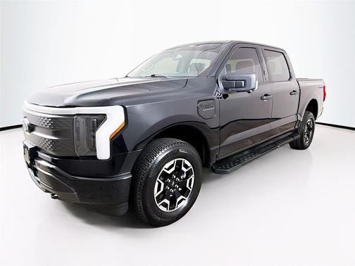 2023 Ford F-150 Lightning XLT