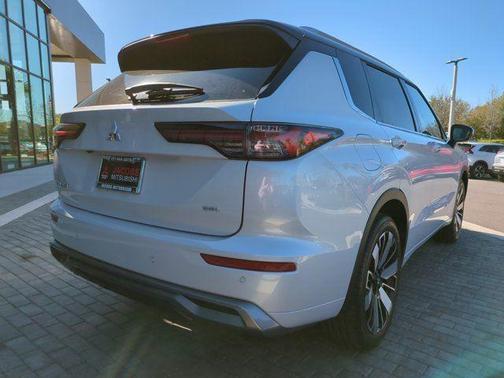 2025 Mitsubishi Outlander SEL 2.5 2WD