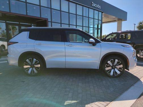 2025 Mitsubishi Outlander SEL 2.5 2WD