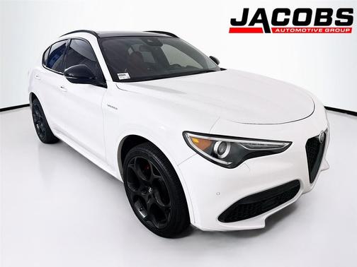 2022 Alfa Romeo Stelvio Ti