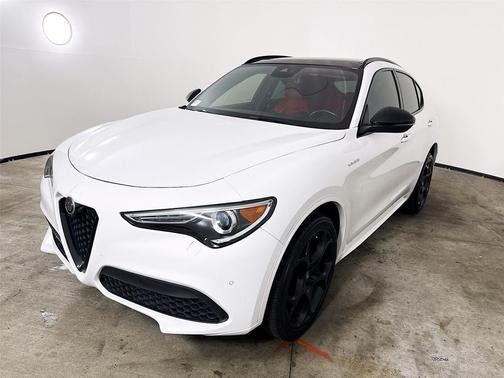 2022 Alfa Romeo Stelvio Ti