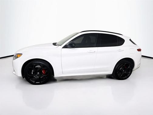 2022 Alfa Romeo Stelvio Ti