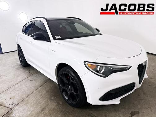 2022 Alfa Romeo Stelvio Ti