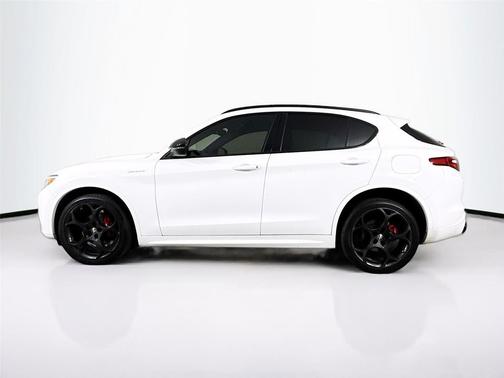 2022 Alfa Romeo Stelvio Ti