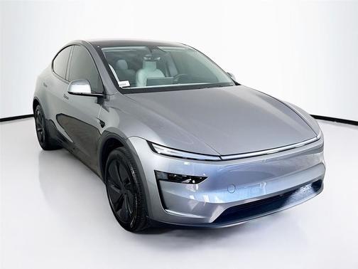 2026 Tesla Model Y Premium Rear-Wheel Drive