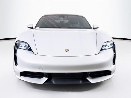 2021 Porsche Taycan Turbo