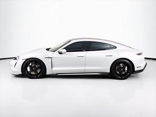 2021 Porsche Taycan Turbo