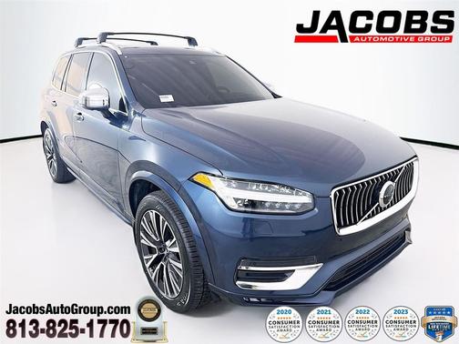 2021 Volvo XC90 T6 Momentum