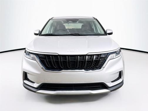 2022 Kia Carnival LXS