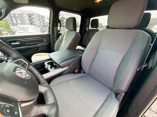 Granite Crystal Metallic Clearcoat 2024 RAM 3500 Big Horn Crew Cab 4x4 8' Box