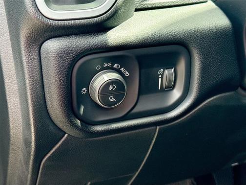 Granite Crystal Metallic Clearcoat 2024 RAM 3500 Big Horn Crew Cab 4x4 8' Box