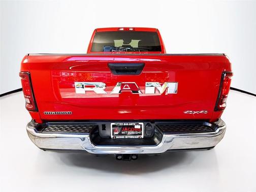 Flame Red Clearcoat 2026 RAM 2500 Big Horn Crew Cab 4x4 6'4' Box