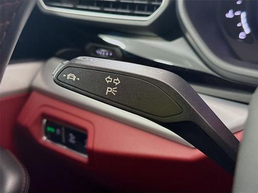 2019 Lamborghini Urus AWD