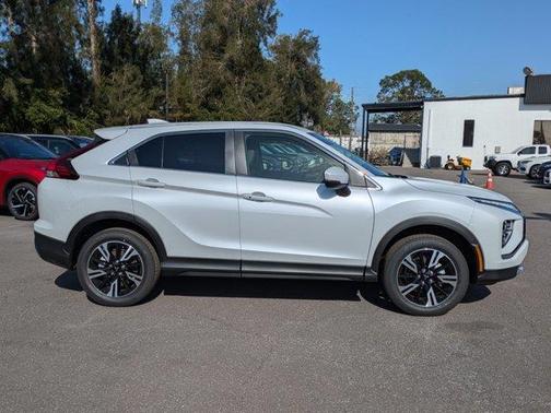 2025 Mitsubishi Eclipse Cross SE